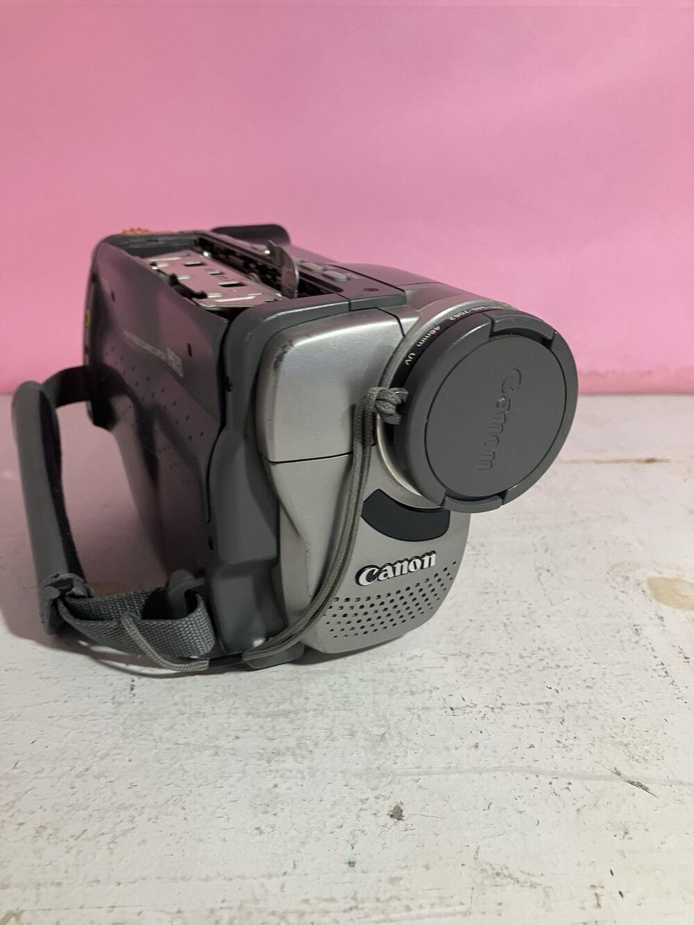 Canon ES 60 Vintage Handheld Video Camera No Charger Digital 700× (PARTS ONLY)
